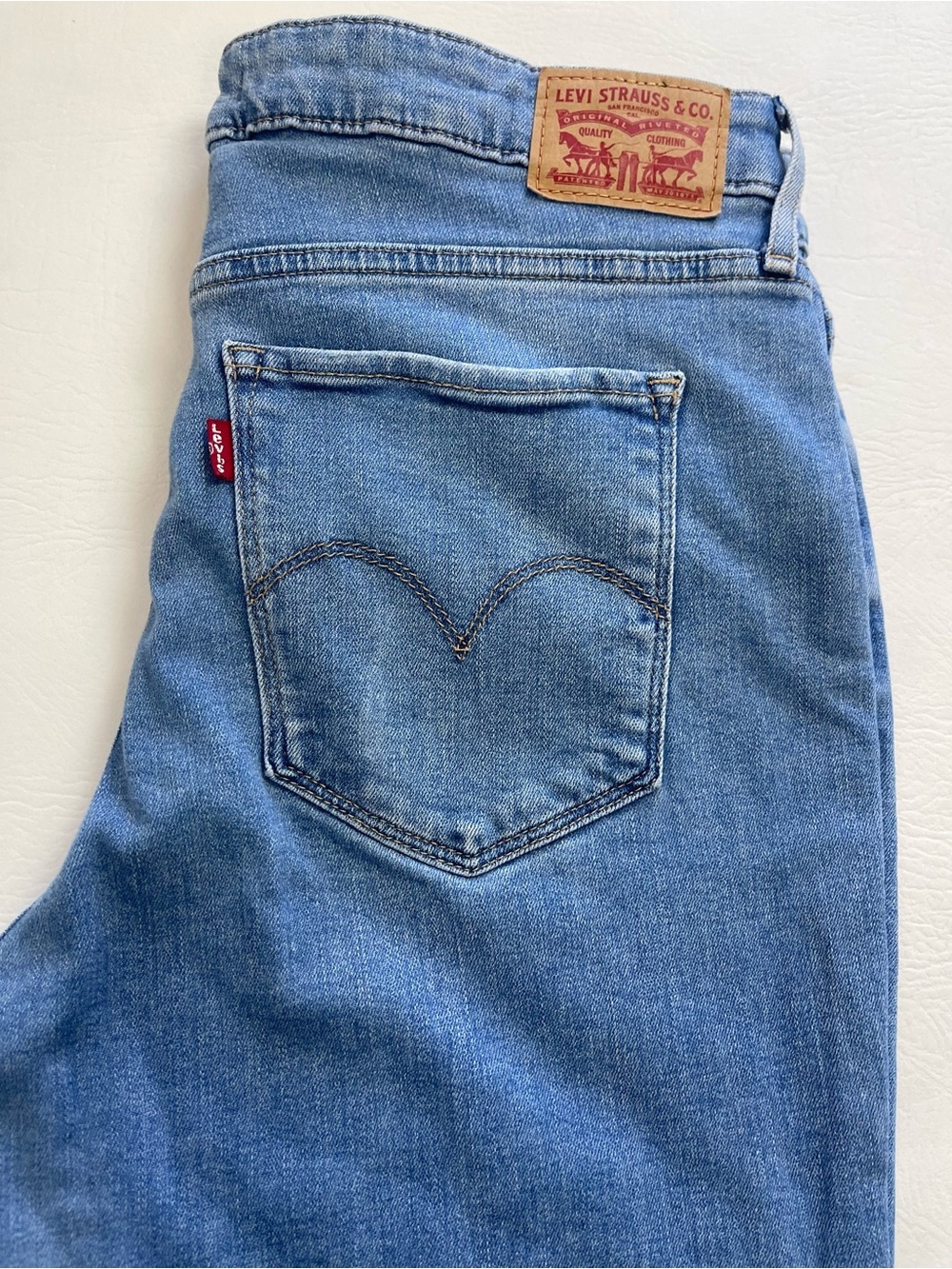 Levi’s 725 High Rise Bootcut Jeans Light Wash Stretch Women’s W32 L32 - Picture 7 of 14